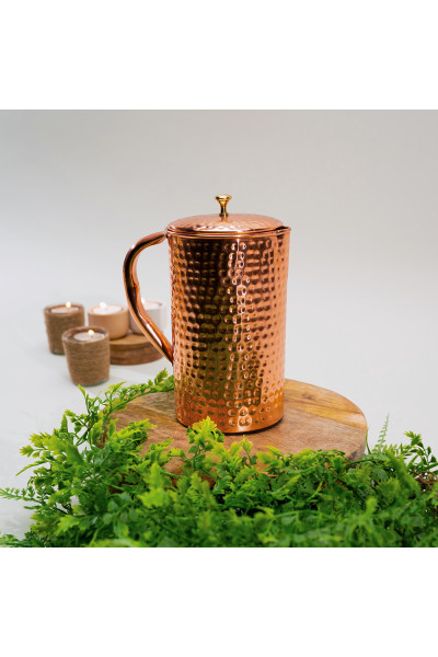 Čistý medený kovaný džbán s viečkom ± 2 litre, 1ks