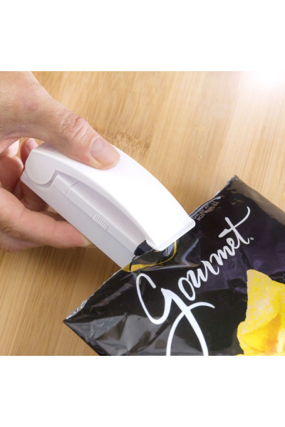 INNOVAGOODS ZVÁRAČKA NA SÁČKY S MAGNETOM NA CHLADNIČKU MAGSEAL 1ks